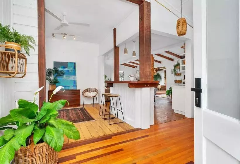 Aamiaismajoitus (B&B) Lazenby Lodge