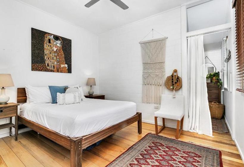 Bed and Breakfast Lazenby Lodge