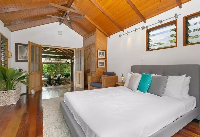 Aamiaismajoitus (B&B) Lazenby Lodge