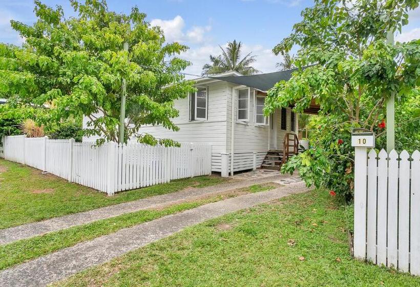 Bed and Breakfast Lazenby Lodge