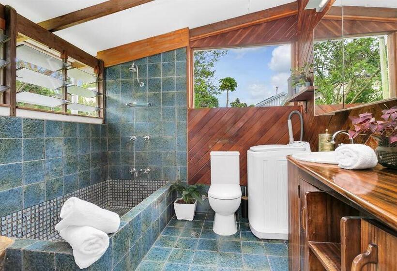 Bed and Breakfast Lazenby Lodge