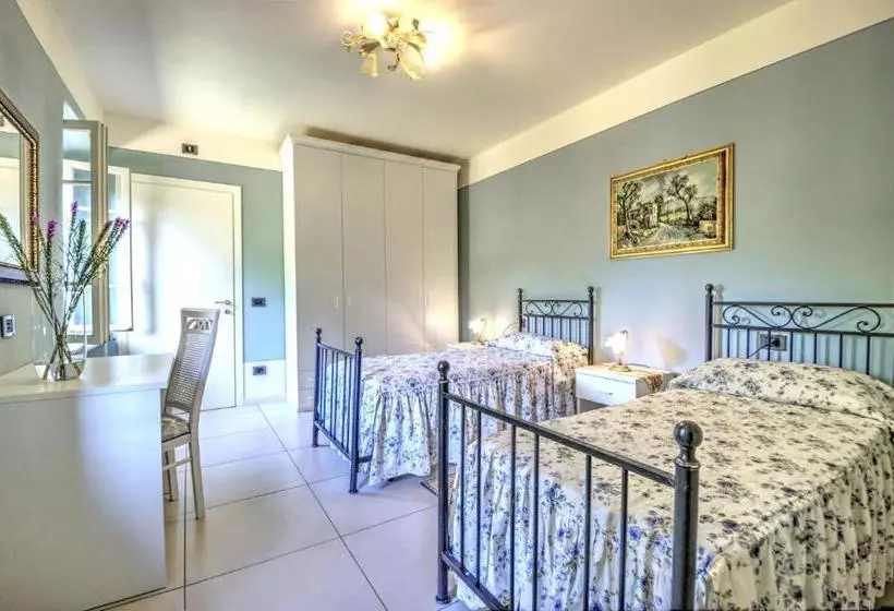 Aamiaismajoitus (B&B) Lucca Cycling Holidays Il Tiglio Rooms