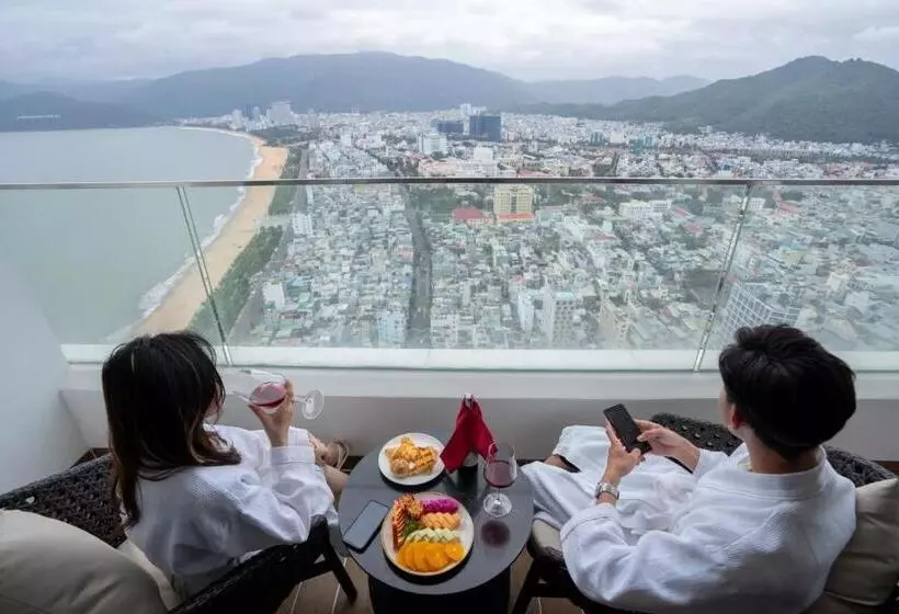 Condotel Tms Hoàng Gia View Biển, Tòa Nhà Cao Nhất Quy Nhơn