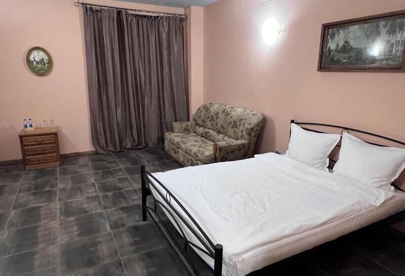 Hotelli хотел антик