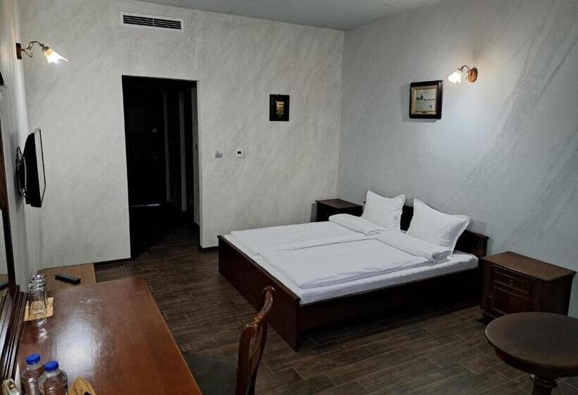 Hotelli хотел антик