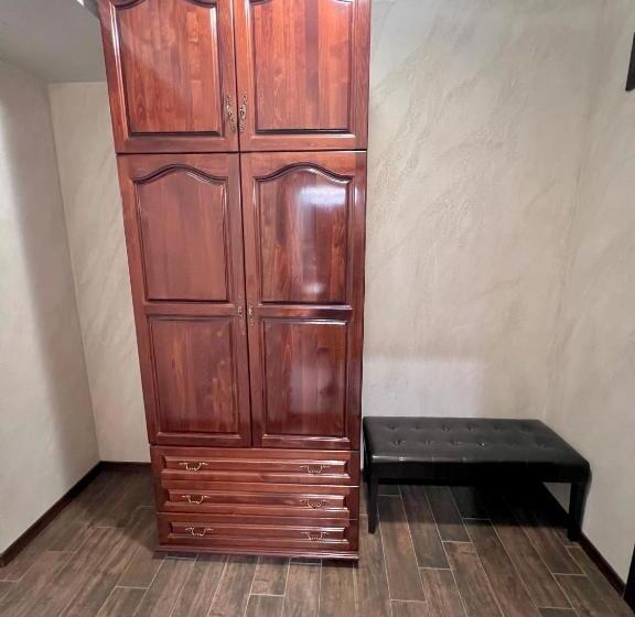 Hotelli хотел антик