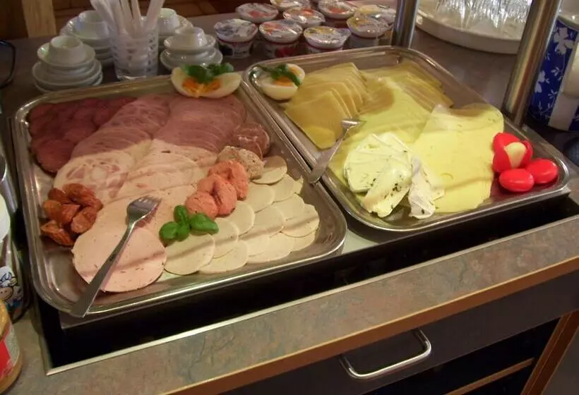 Hotelli Ferienhof Hofer