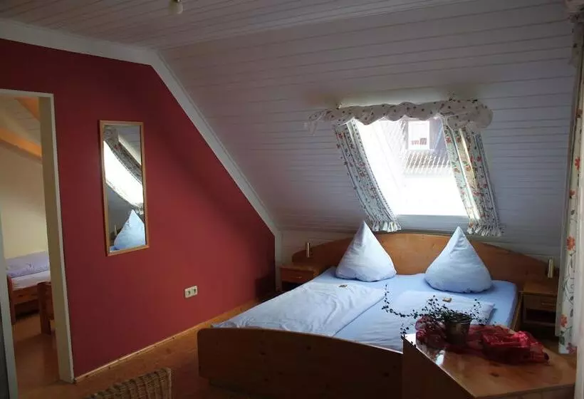 Hotelli Ferienhof Hofer