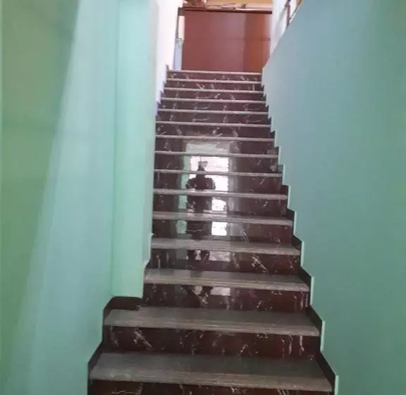 هتل Gah