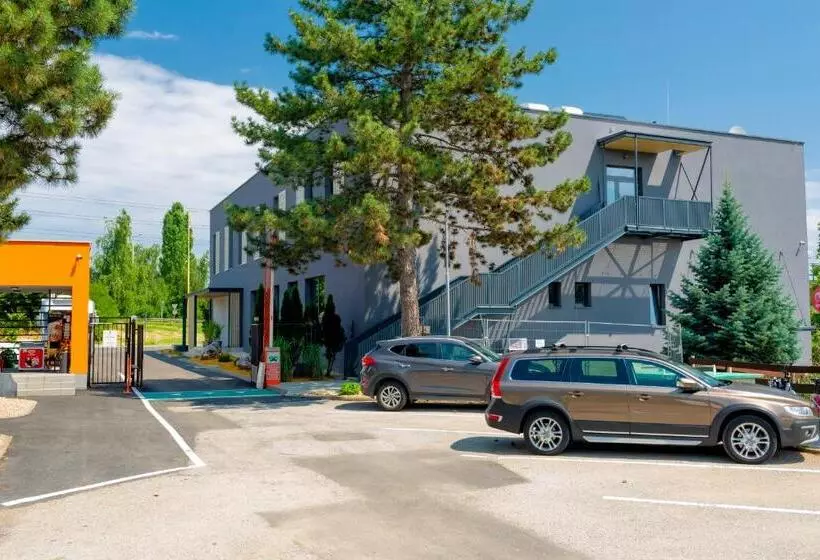 Hotelli & Restaurant Barca