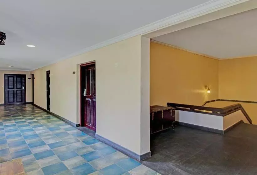 Hotelli Treebo Premium Travancore Palace Cherthala