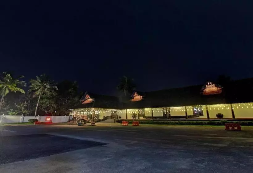 Hotelli Treebo Premium Travancore Palace Cherthala