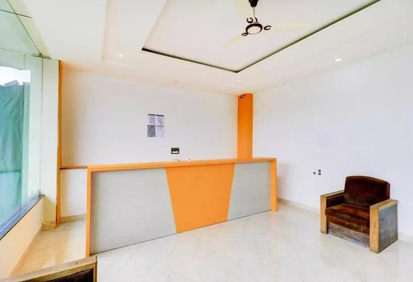 Oyo 74366 Hotel Rudra