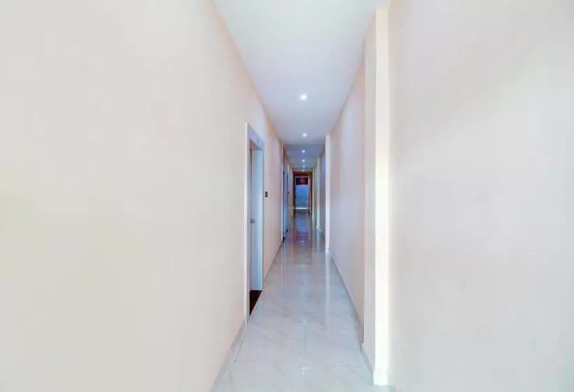 Oyo 74366 Hotel Rudra