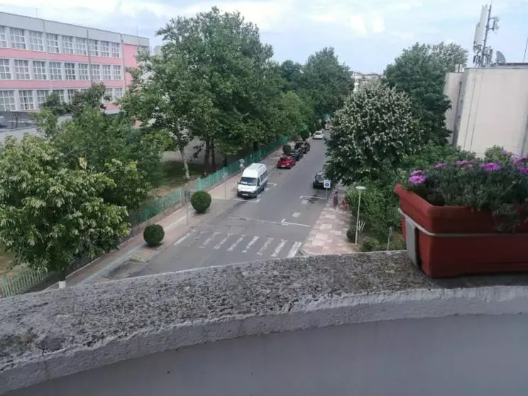 Majatalo къща за гости ели