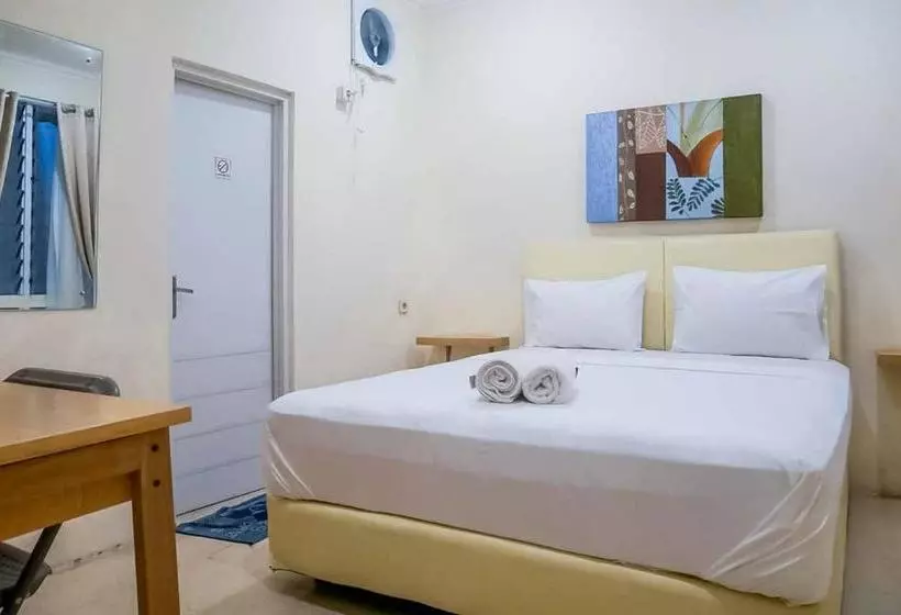 ペンション Elani Residence Bintaro Syariah Redpartner