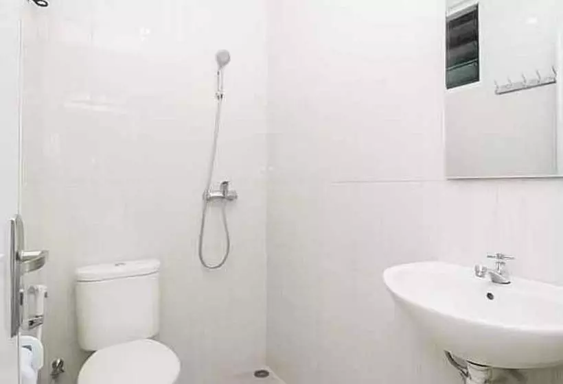 ペンション Elani Residence Bintaro Syariah Redpartner