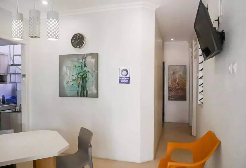 ペンション Elani Residence Bintaro Syariah Redpartner