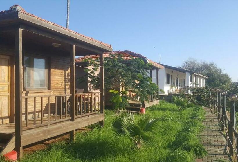 פנסיון Karpaz Farm Guest House