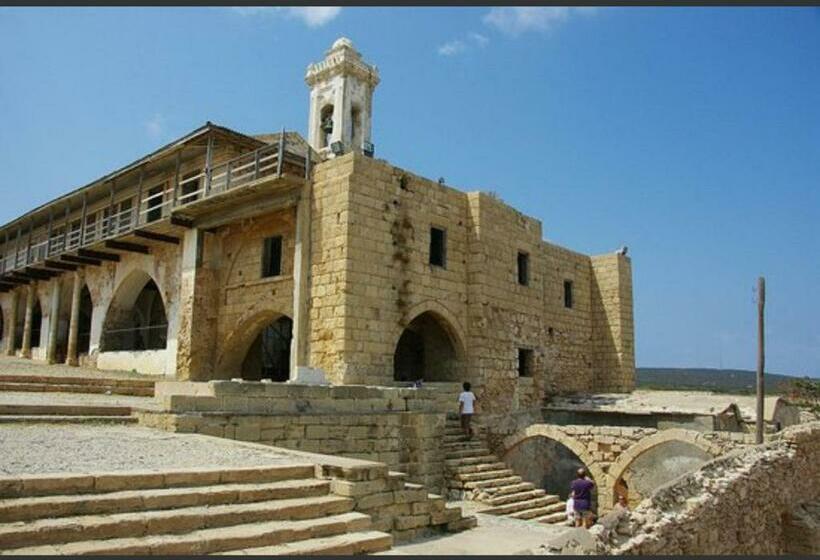 פנסיון Karpaz Farm Guest House