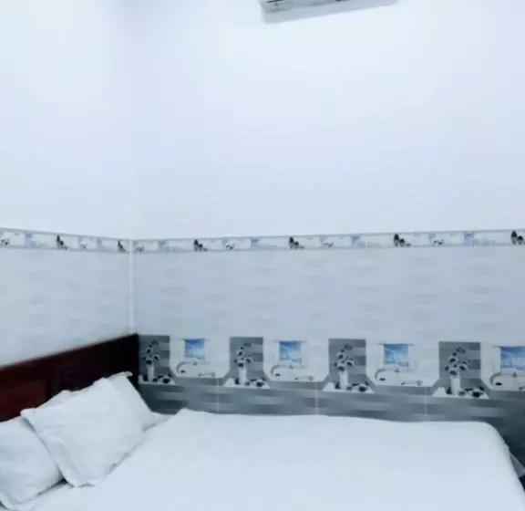 پانسیون Nhà Nghỉ Đế Vương