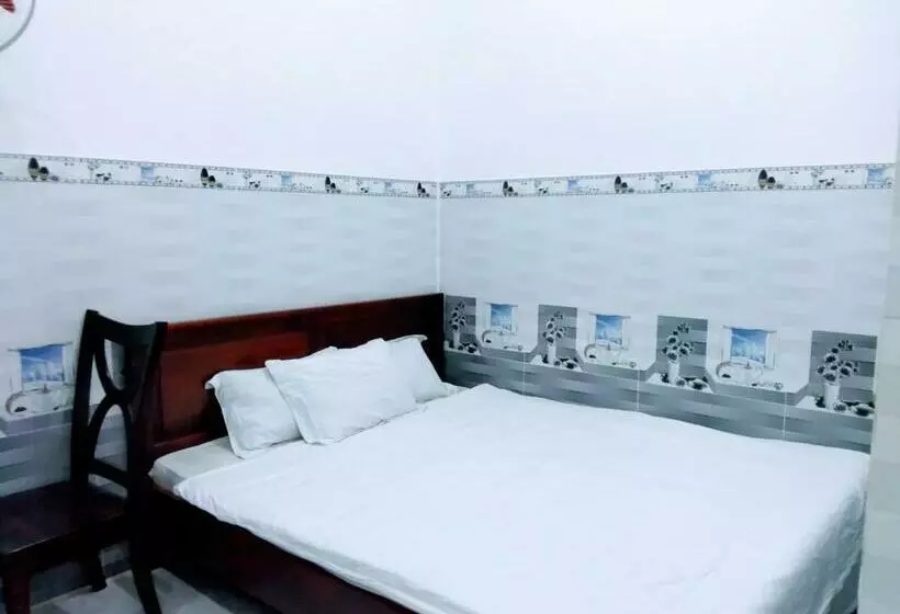 پانسیون Nhà Nghỉ Đế Vương