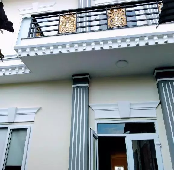 پانسیون Nhà Nghỉ Đế Vương
