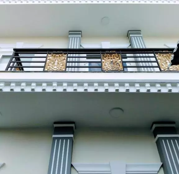 پانسیون Nhà Nghỉ Đế Vương