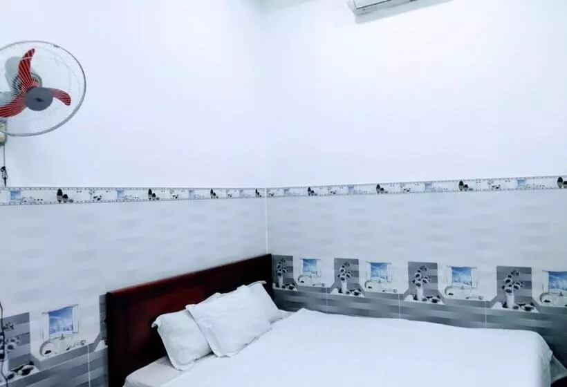 پانسیون Nhà Nghỉ Đế Vương