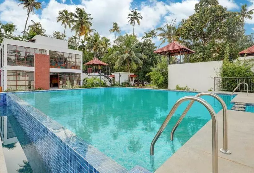 リゾートホテル Club Mahindra Arookutty, Alleppey