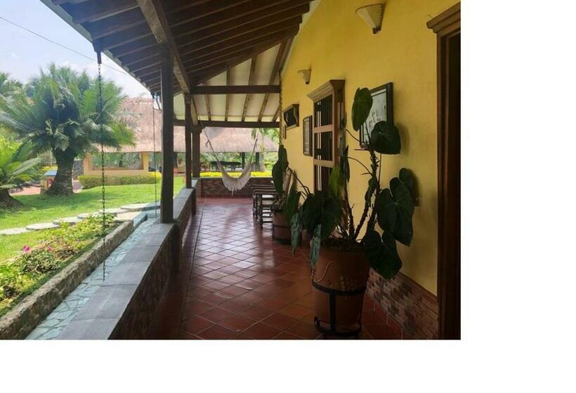 בית מלון כפרי Alttum El Carmelo