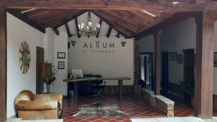 בית מלון כפרי Alttum El Carmelo