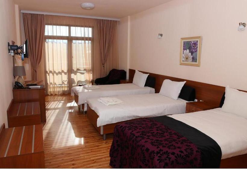 בית מלון כפרי Balneo And Spa Complex Mineral Yagoda