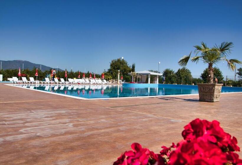 בית מלון כפרי Balneo And Spa Complex Mineral Yagoda