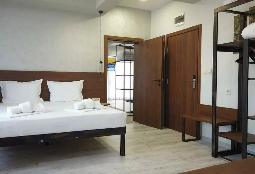 هتل Clepsydra Residence