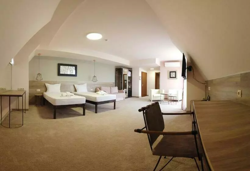 هتل Clepsydra Residence