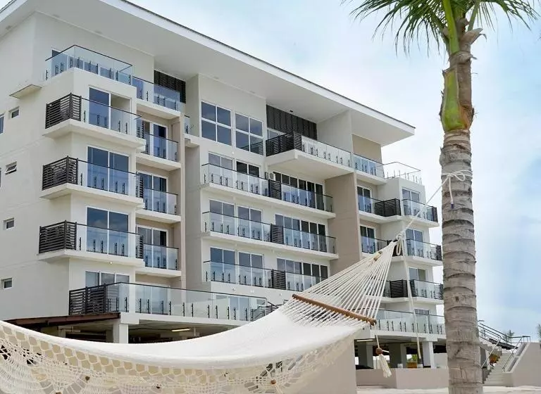 Hotelli Playa Caracol Residences