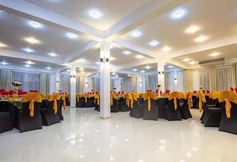 هتل Sense Pavillion