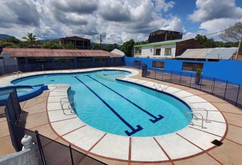 Отель Y Cabañas El Trébol