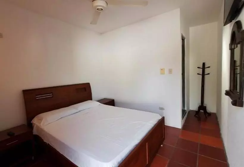 ホテル Y Cabañas El Trébol