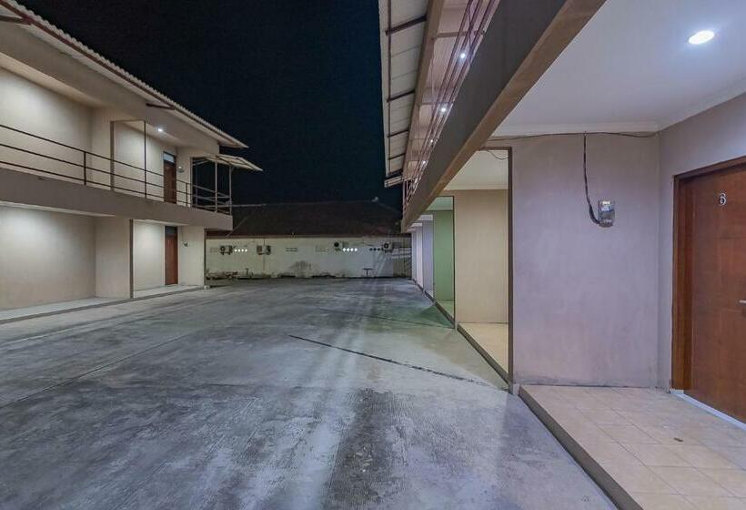 Pensjonat Reddoorz Plus At Bukit Cinta Street Balikpapan