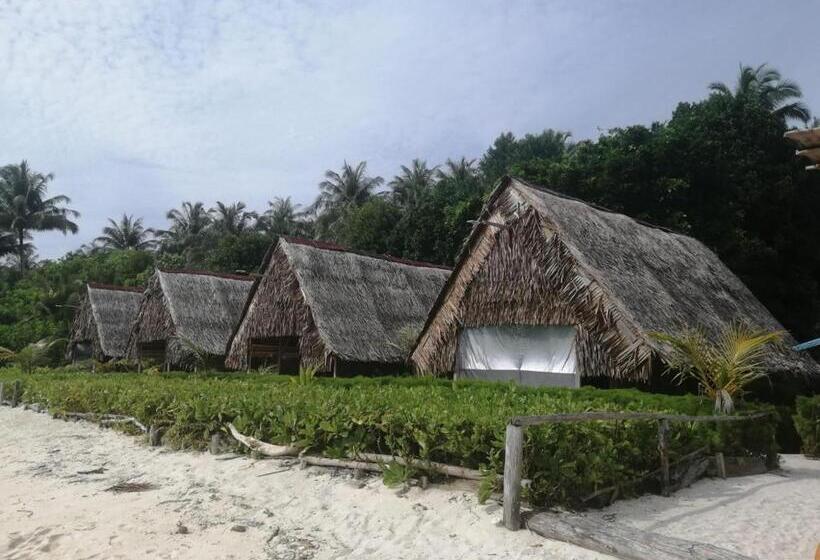 אתר נופש Ira Bungalows Pulau Banyak