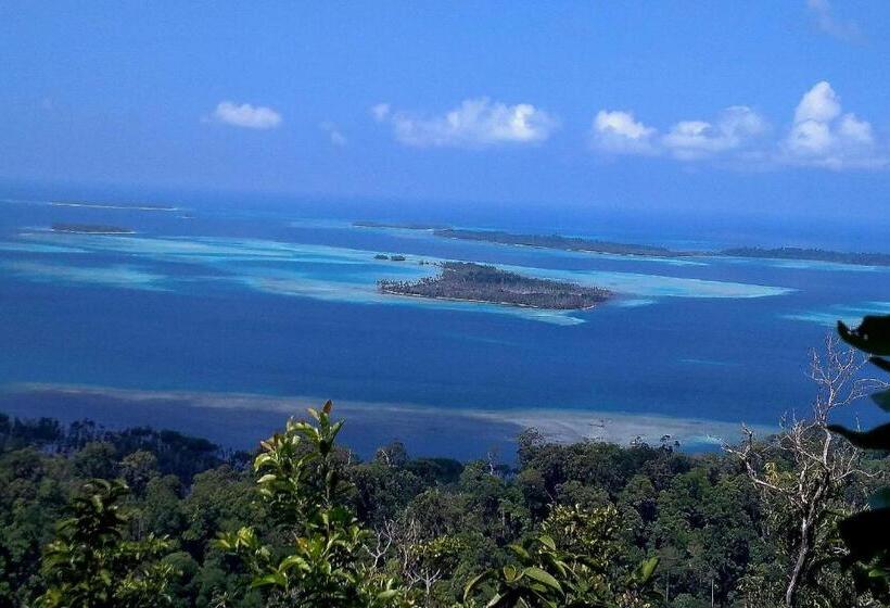 אתר נופש Ira Bungalows Pulau Banyak