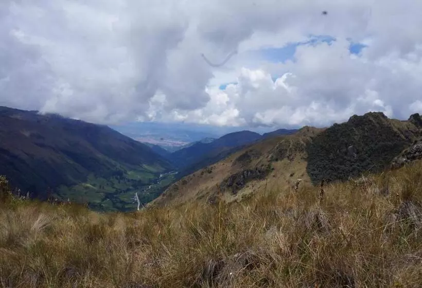 Retkeilymaja Hostería Cabañas Del Pescador