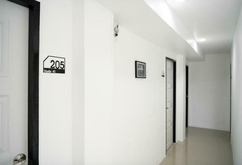 هاستل Studio 41 Salayasai4