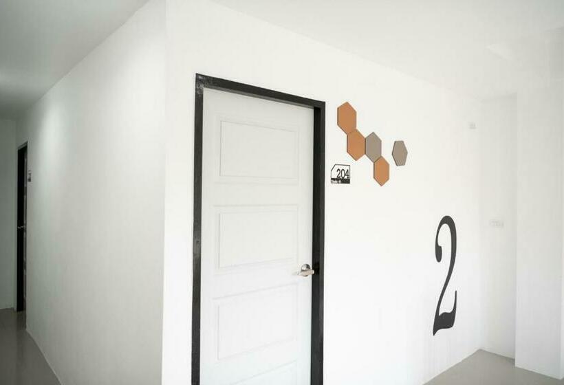 هاستل Studio 41 Salayasai4