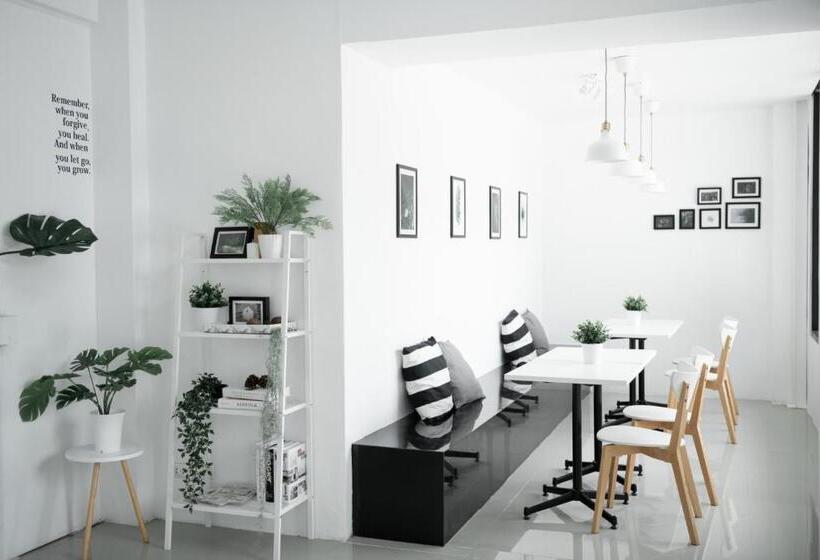 هاستل Studio 41 Salayasai4