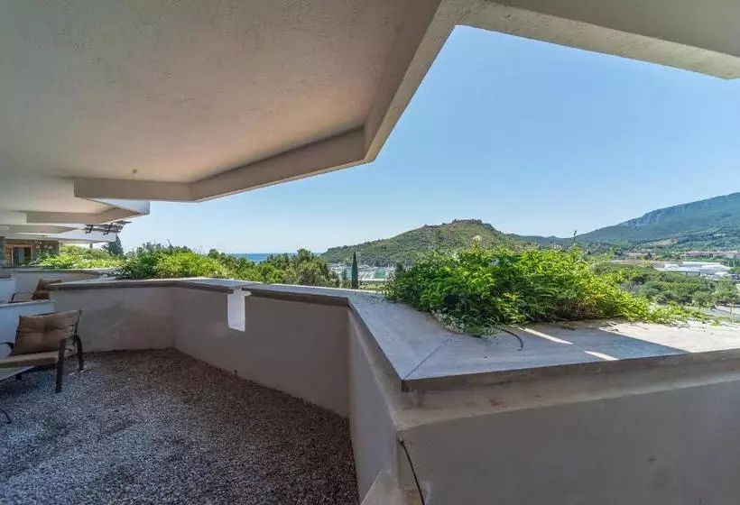 Aamiaismajoitus (B&B) Villa Valdroni