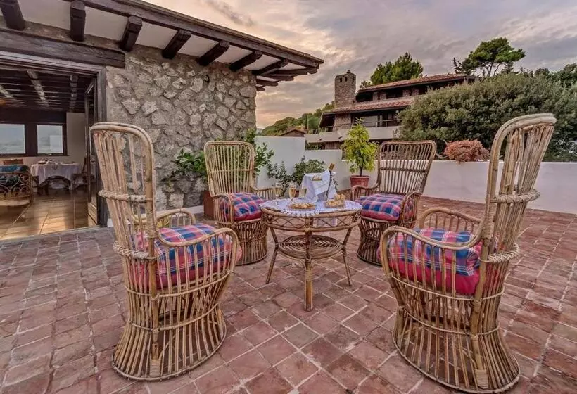 Aamiaismajoitus (B&B) Villa Valdroni