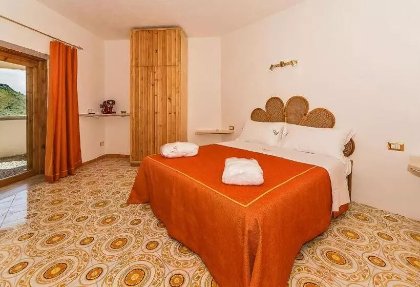 Aamiaismajoitus (B&B) Villa Valdroni